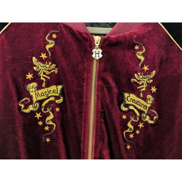 Harry Potter Burgundy & Gold Velvet Jacket XL Magical Creatures Embroidery Ragla - Picture 2 of 7